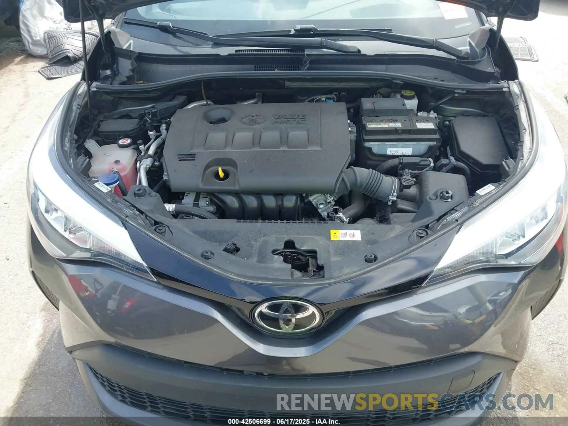 10 Photograph of a damaged car NMTKHMBX2MR139597 TOYOTA C-HR 2021