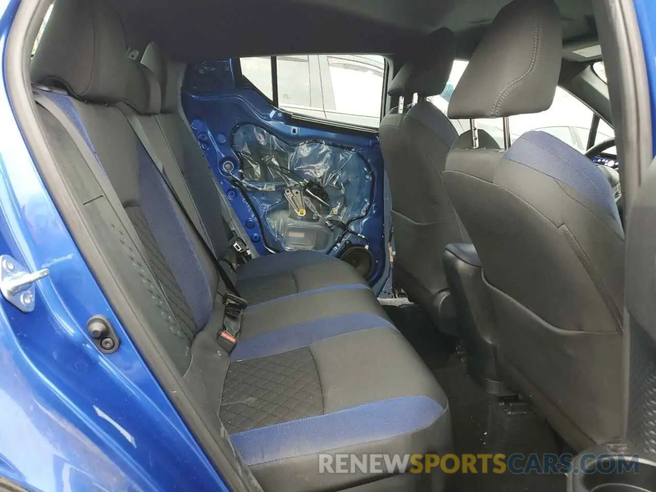 10 Photograph of a damaged car NMTKHMBX3MR120833 TOYOTA C-HR 2021