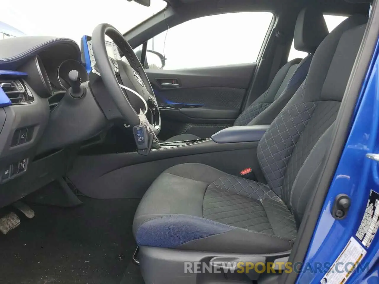 7 Photograph of a damaged car NMTKHMBX3MR120833 TOYOTA C-HR 2021