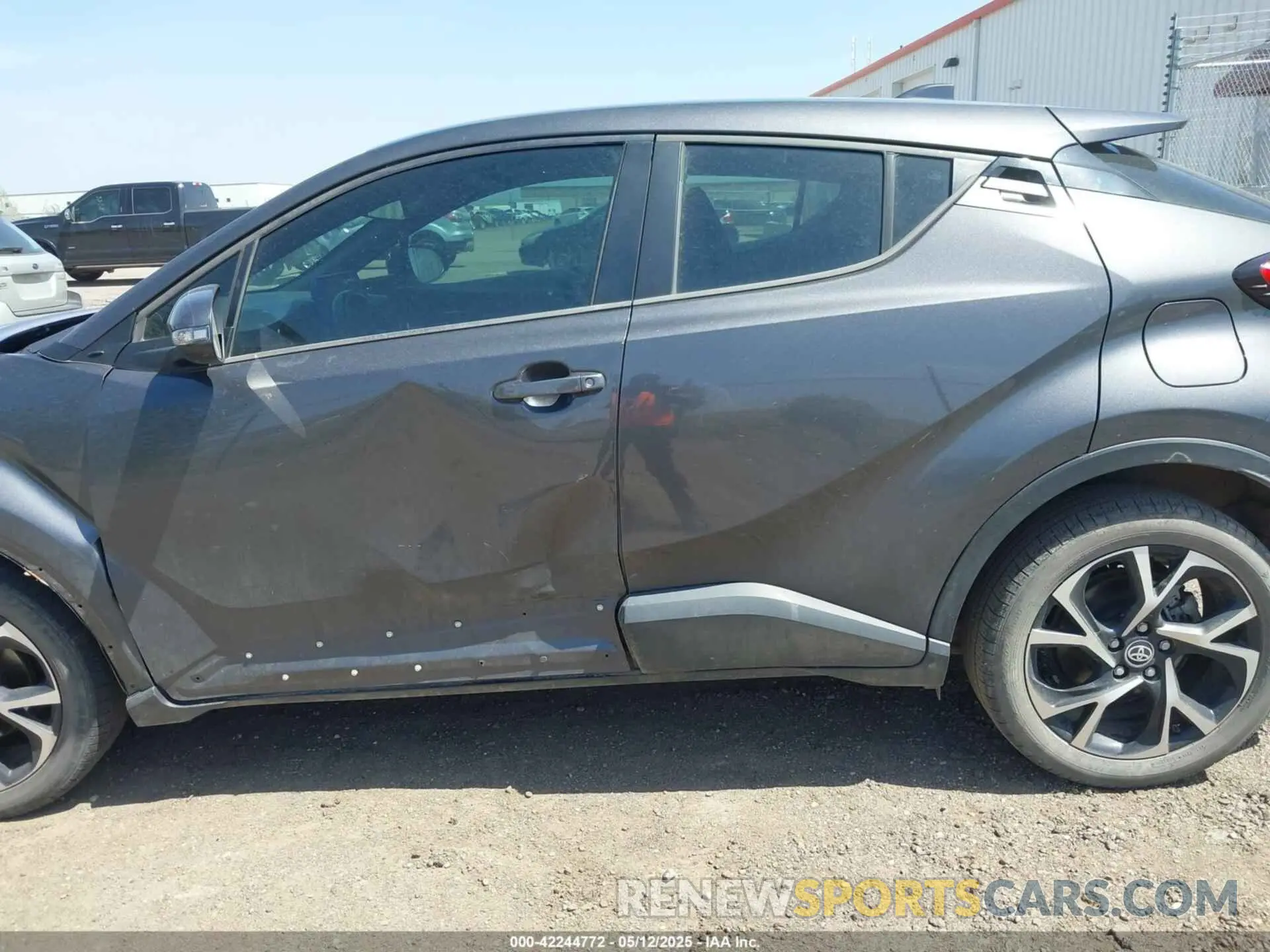 15 Photograph of a damaged car NMTKHMBX3MR123683 TOYOTA C-HR 2021