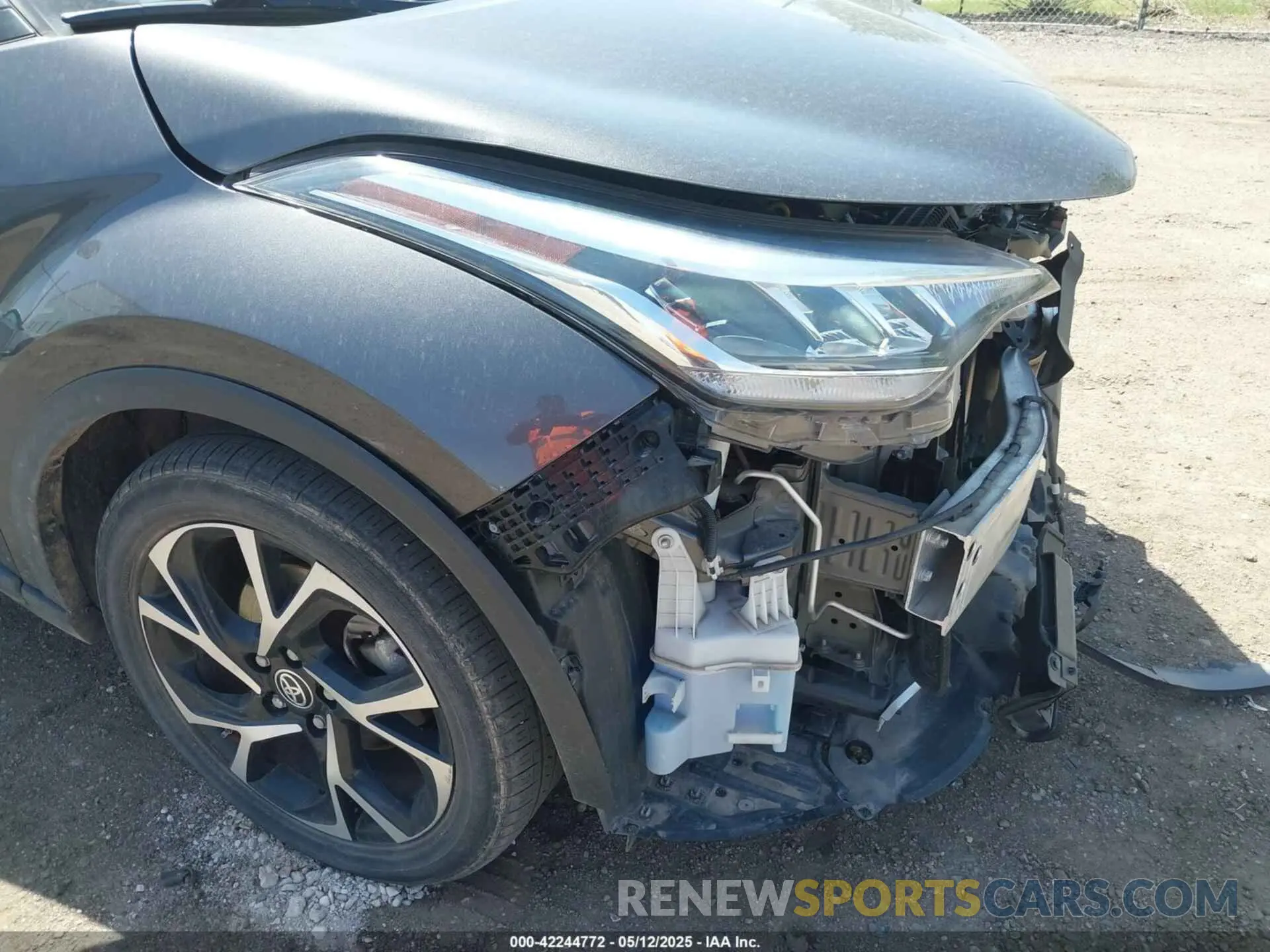 19 Photograph of a damaged car NMTKHMBX3MR123683 TOYOTA C-HR 2021