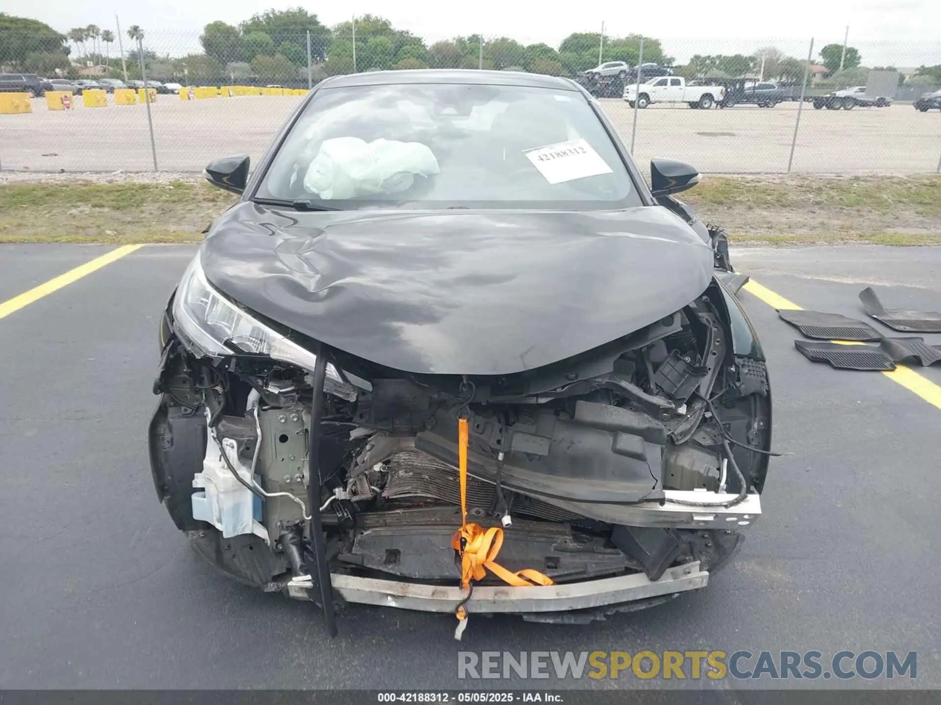12 Photograph of a damaged car NMTKHMBX3MR127202 TOYOTA C-HR 2021