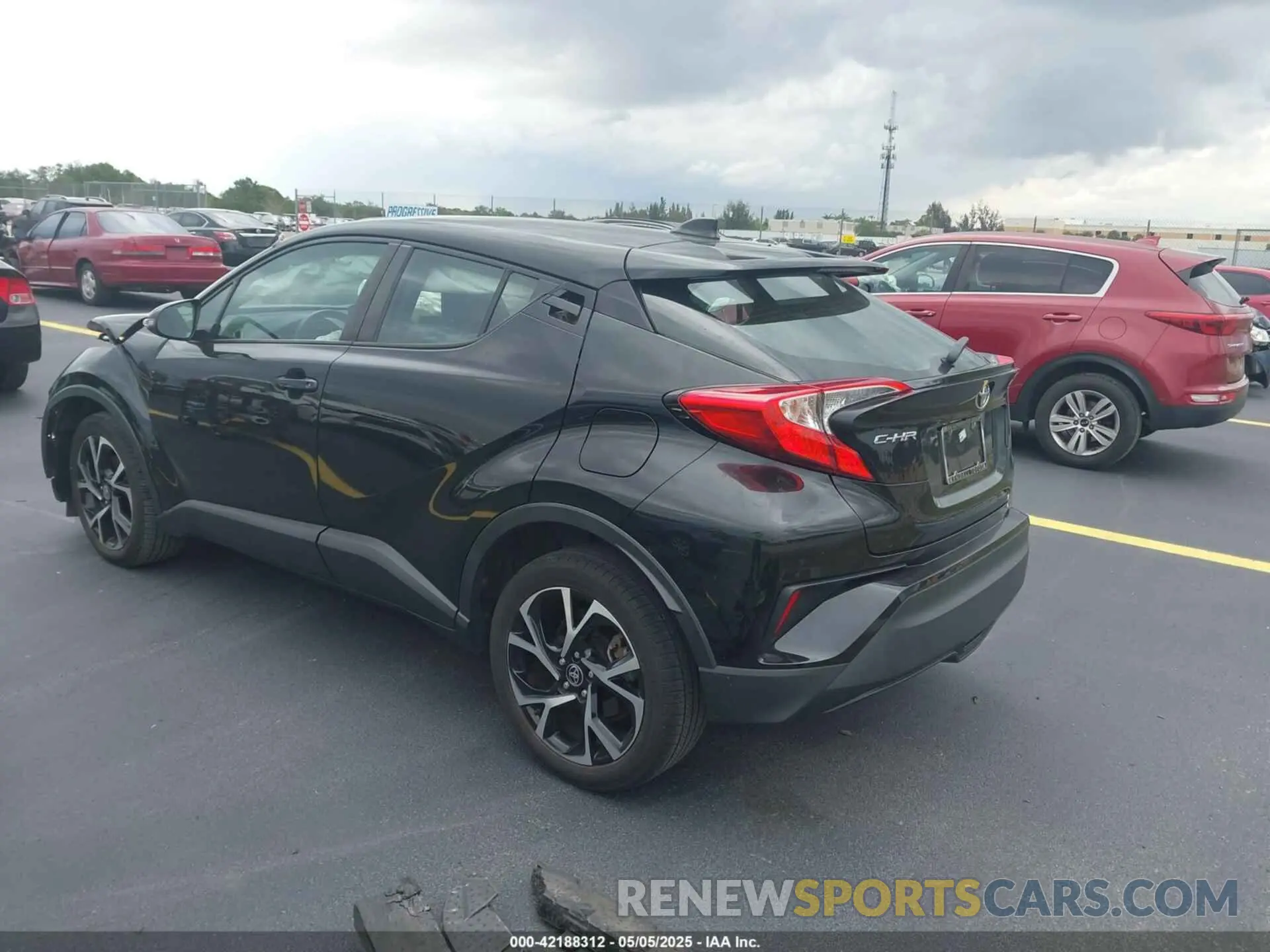 3 Photograph of a damaged car NMTKHMBX3MR127202 TOYOTA C-HR 2021