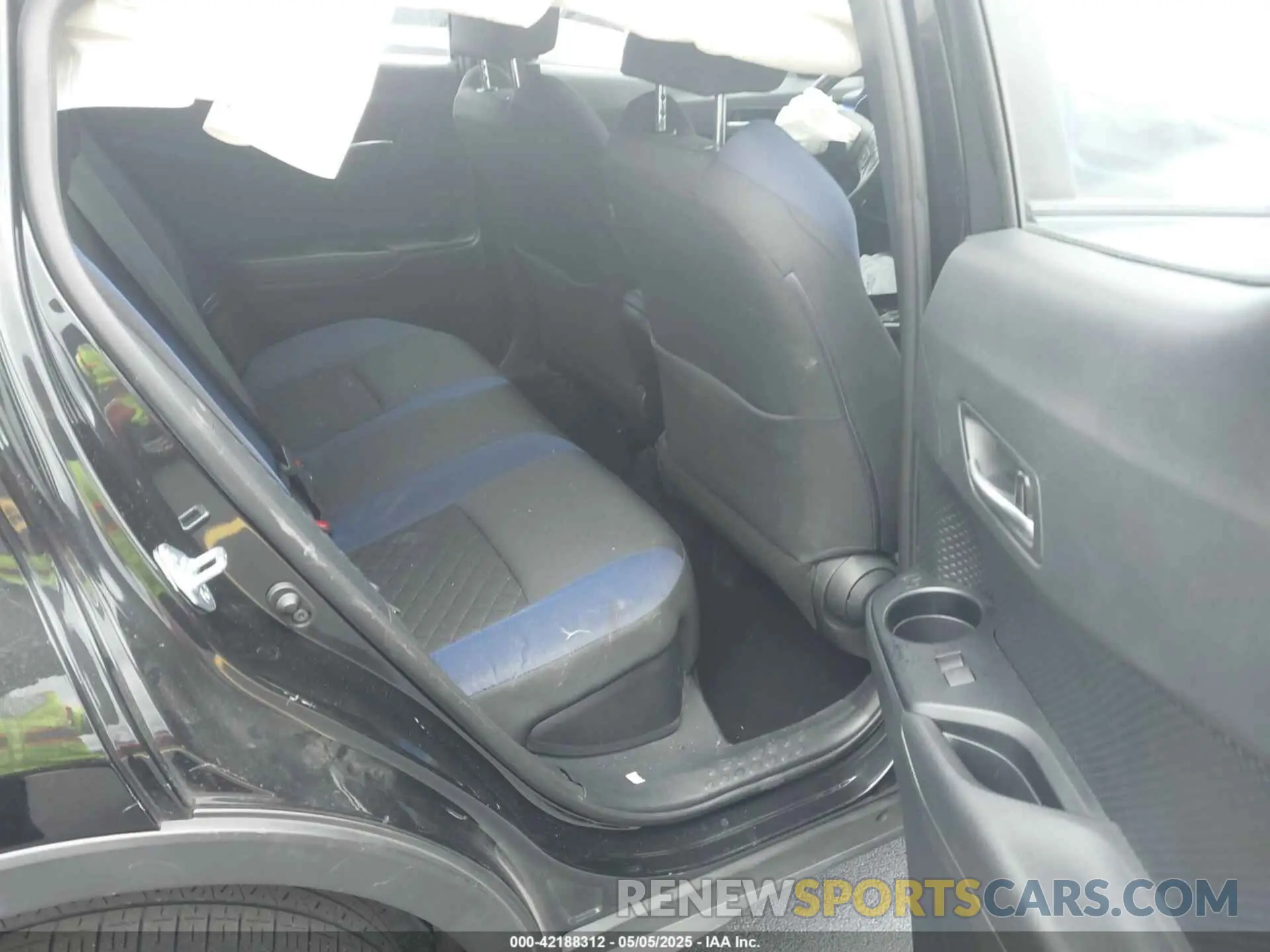 8 Photograph of a damaged car NMTKHMBX3MR127202 TOYOTA C-HR 2021