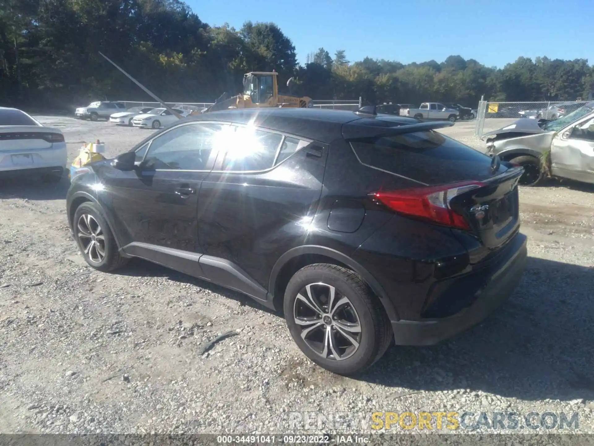 3 Photograph of a damaged car NMTKHMBX3MR128351 TOYOTA C-HR 2021