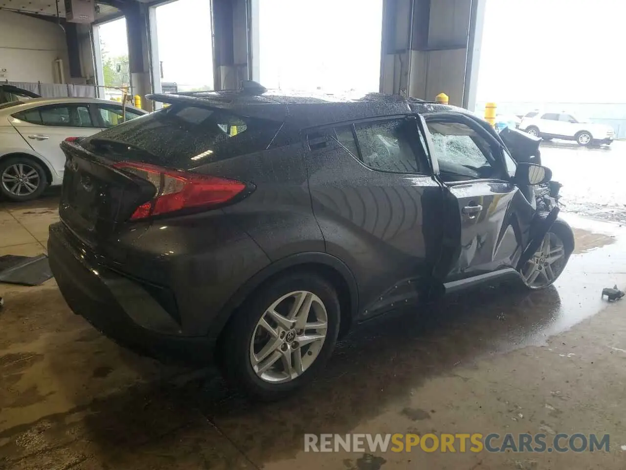 3 Photograph of a damaged car NMTKHMBX3MR131802 TOYOTA C-HR 2021