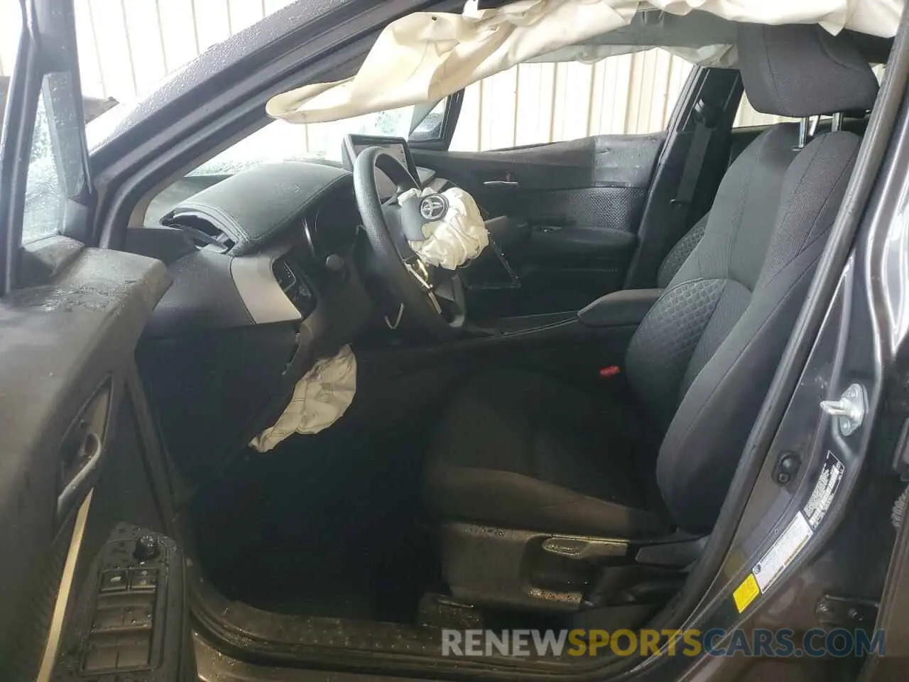 7 Photograph of a damaged car NMTKHMBX3MR131802 TOYOTA C-HR 2021