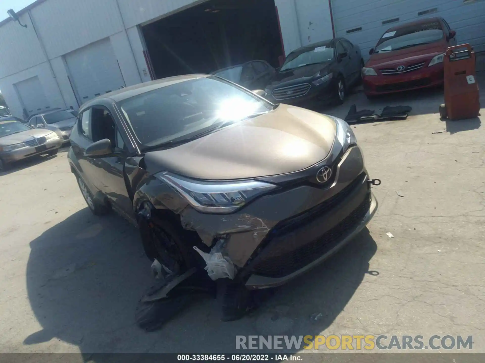 1 Photograph of a damaged car NMTKHMBX3MR132772 TOYOTA C-HR 2021