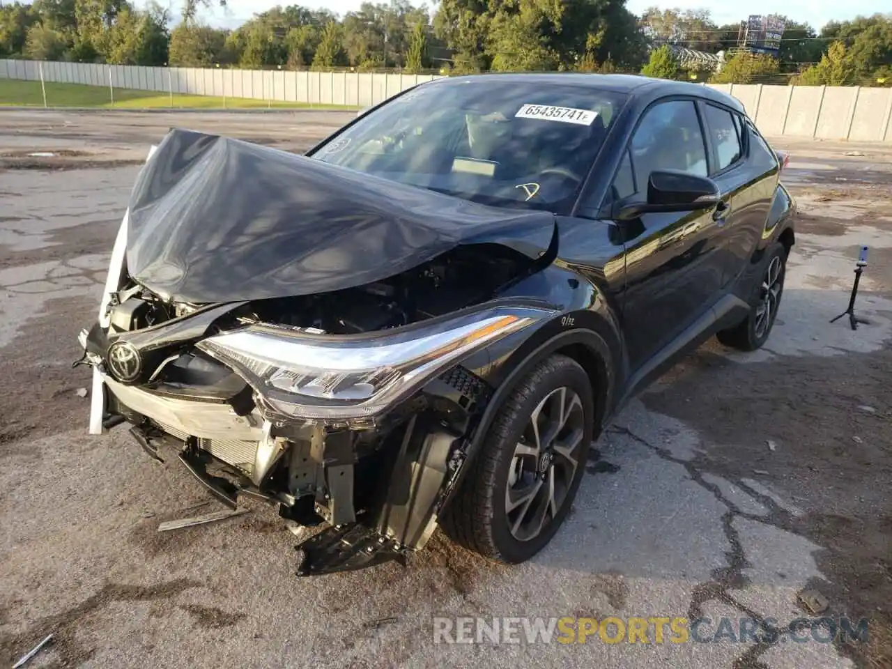 2 Photograph of a damaged car NMTKHMBX3MR134294 TOYOTA C-HR 2021