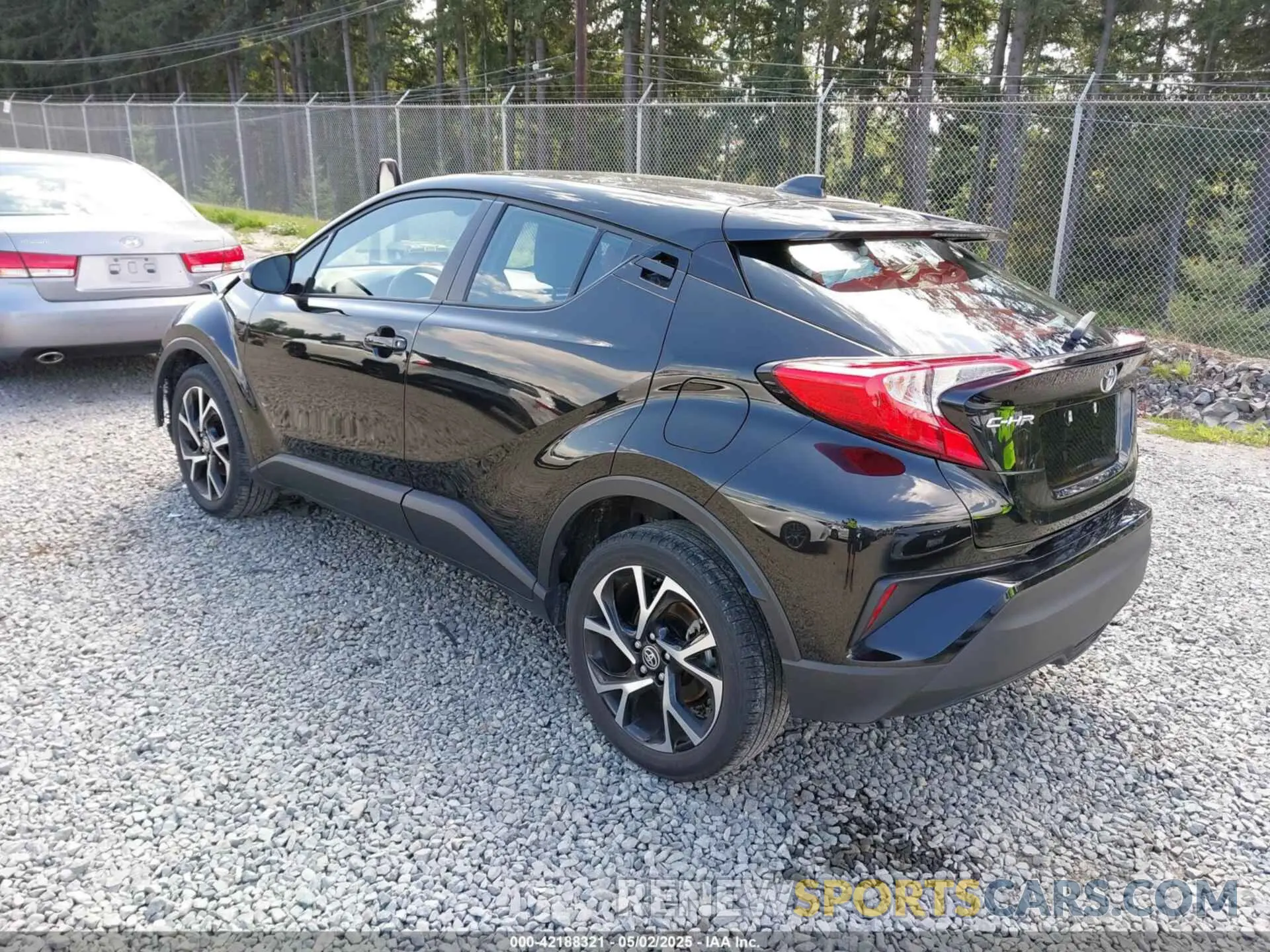 3 Photograph of a damaged car NMTKHMBX3MR139981 TOYOTA C-HR 2021