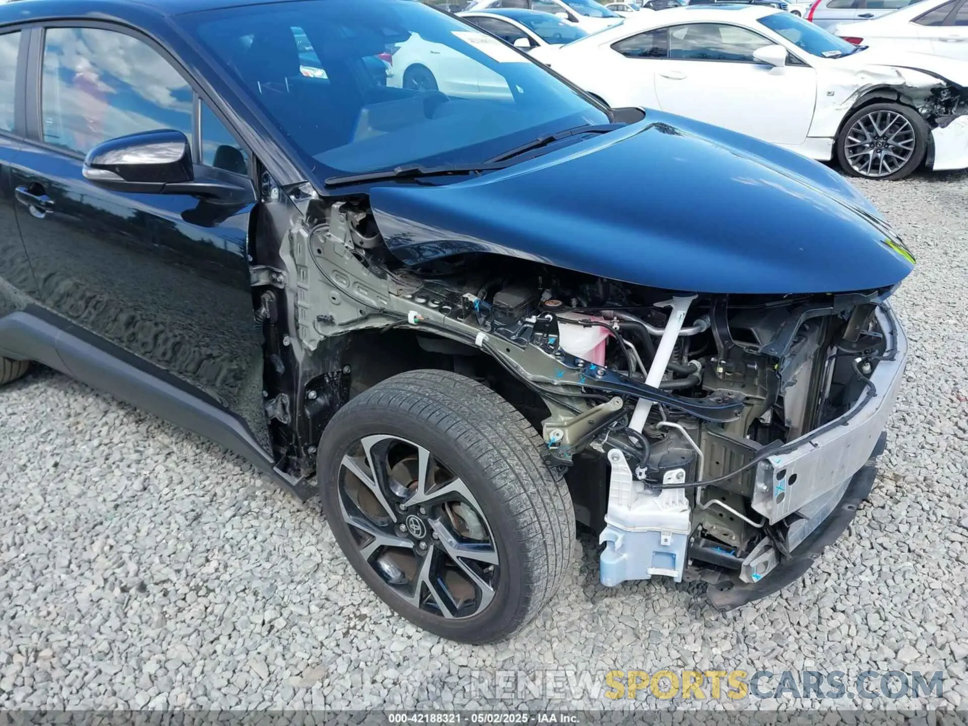 6 Photograph of a damaged car NMTKHMBX3MR139981 TOYOTA C-HR 2021