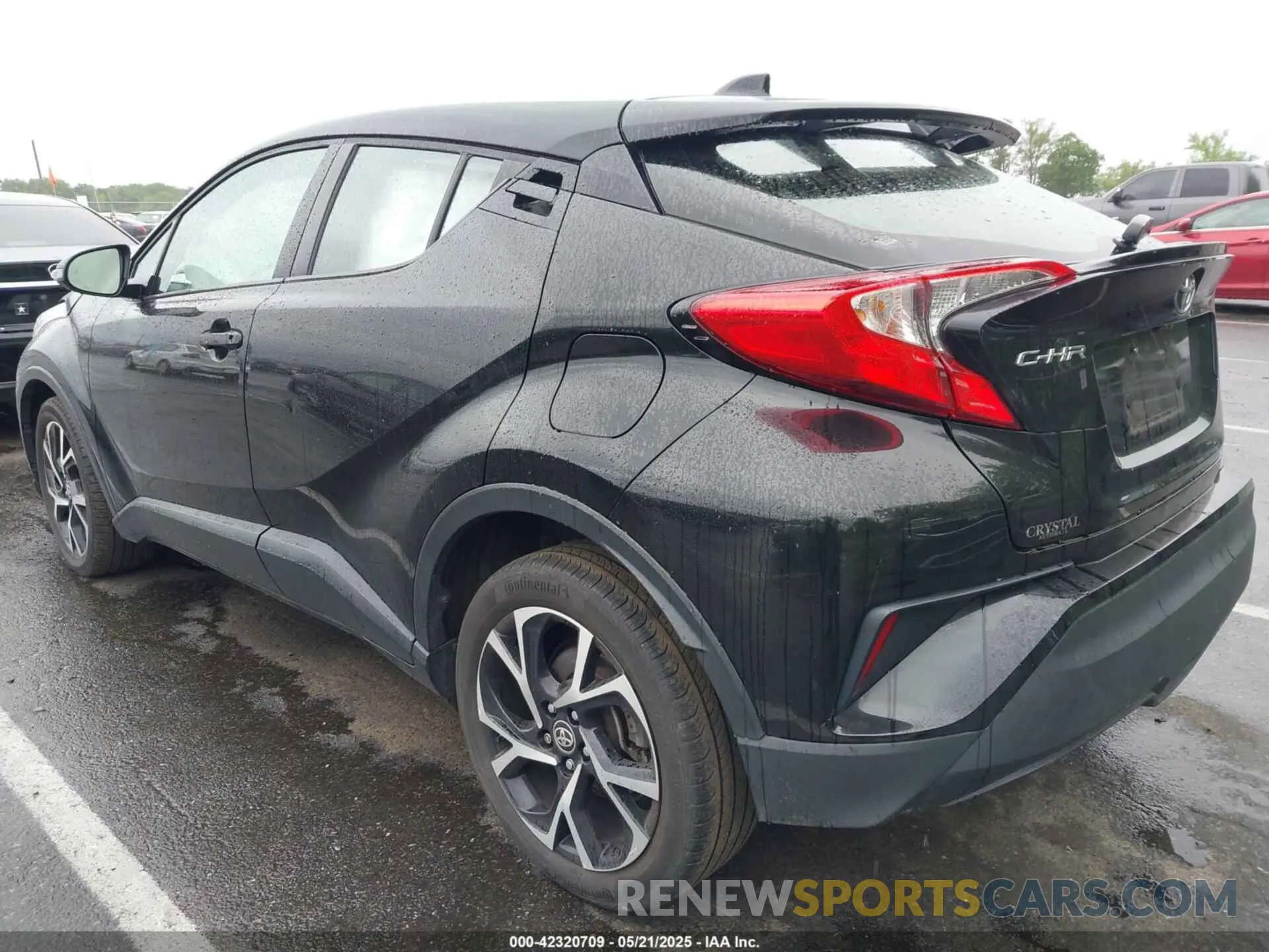 3 Photograph of a damaged car NMTKHMBX4MR122087 TOYOTA C-HR 2021
