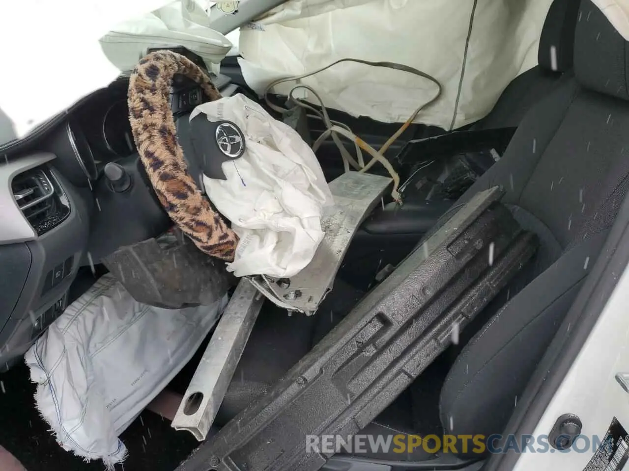7 Photograph of a damaged car NMTKHMBX4MR132912 TOYOTA C-HR 2021