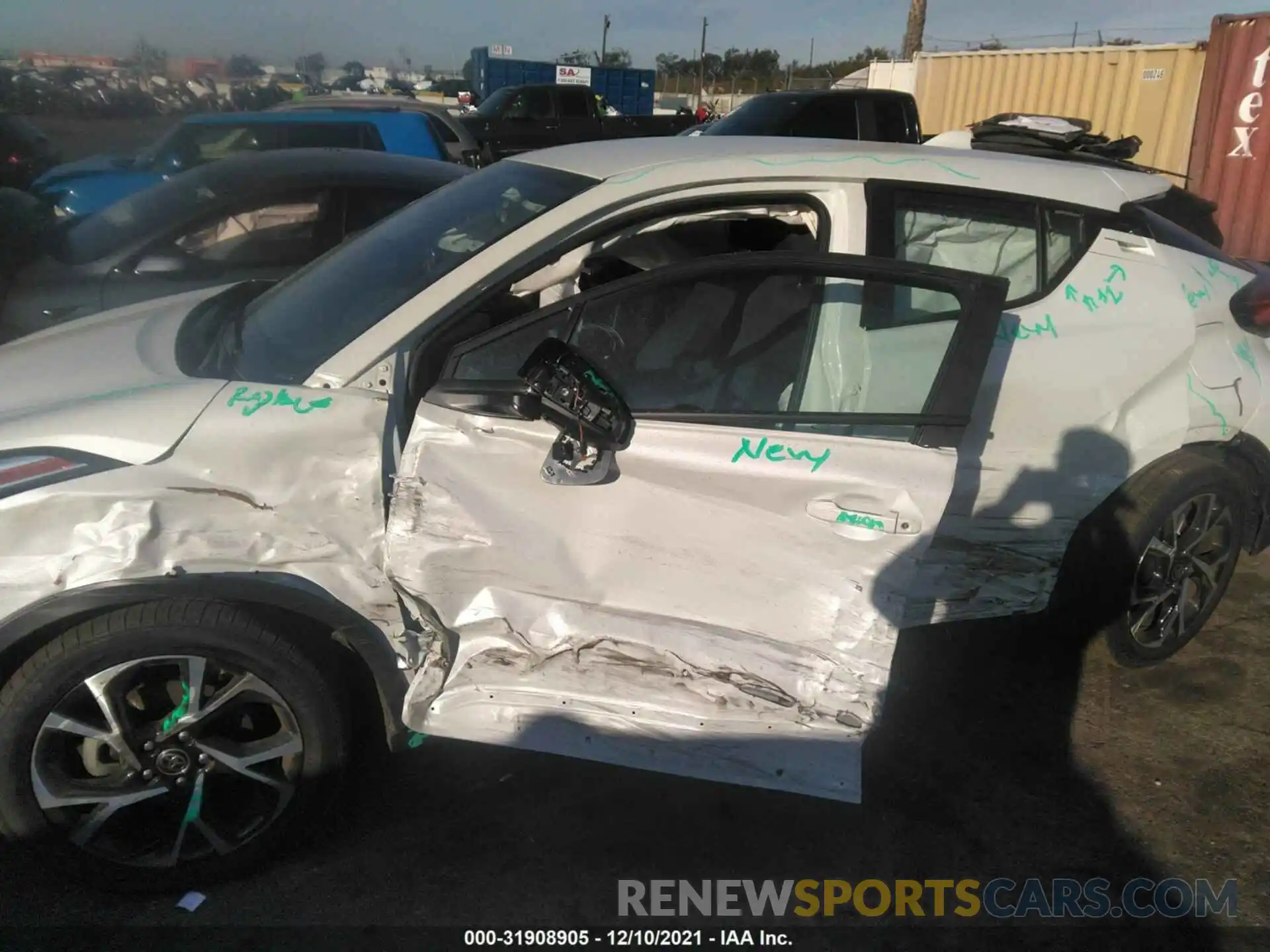 6 Photograph of a damaged car NMTKHMBX4MR133414 TOYOTA C-HR 2021