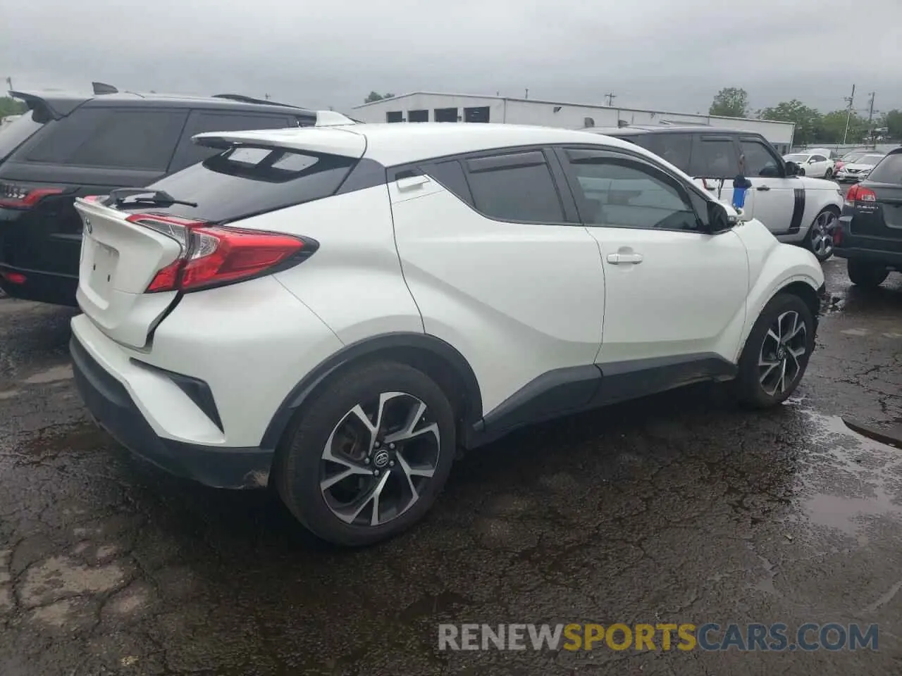 3 Photograph of a damaged car NMTKHMBX5MR118680 TOYOTA C-HR 2021