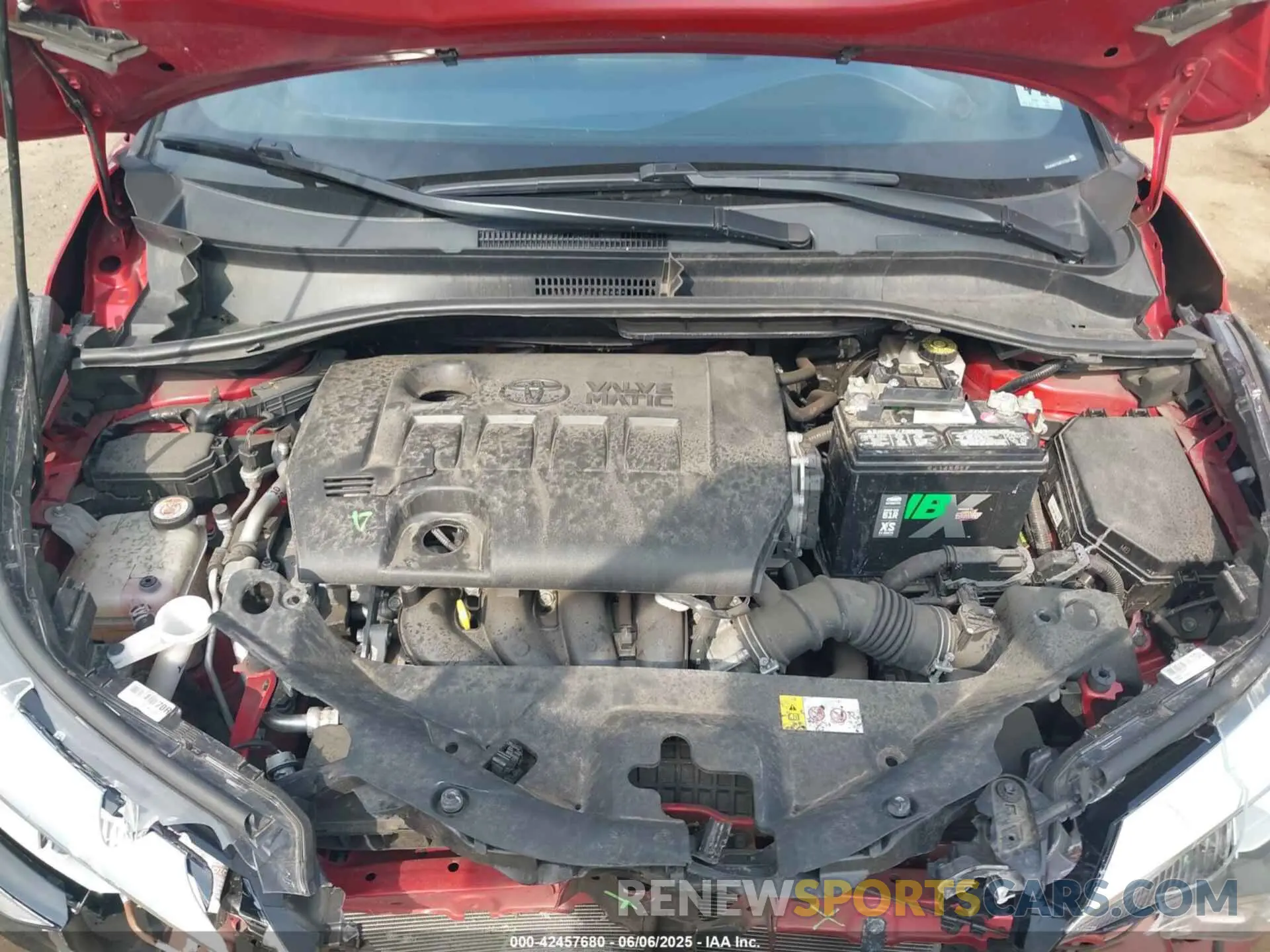10 Photograph of a damaged car NMTKHMBX5MR123569 TOYOTA C-HR 2021