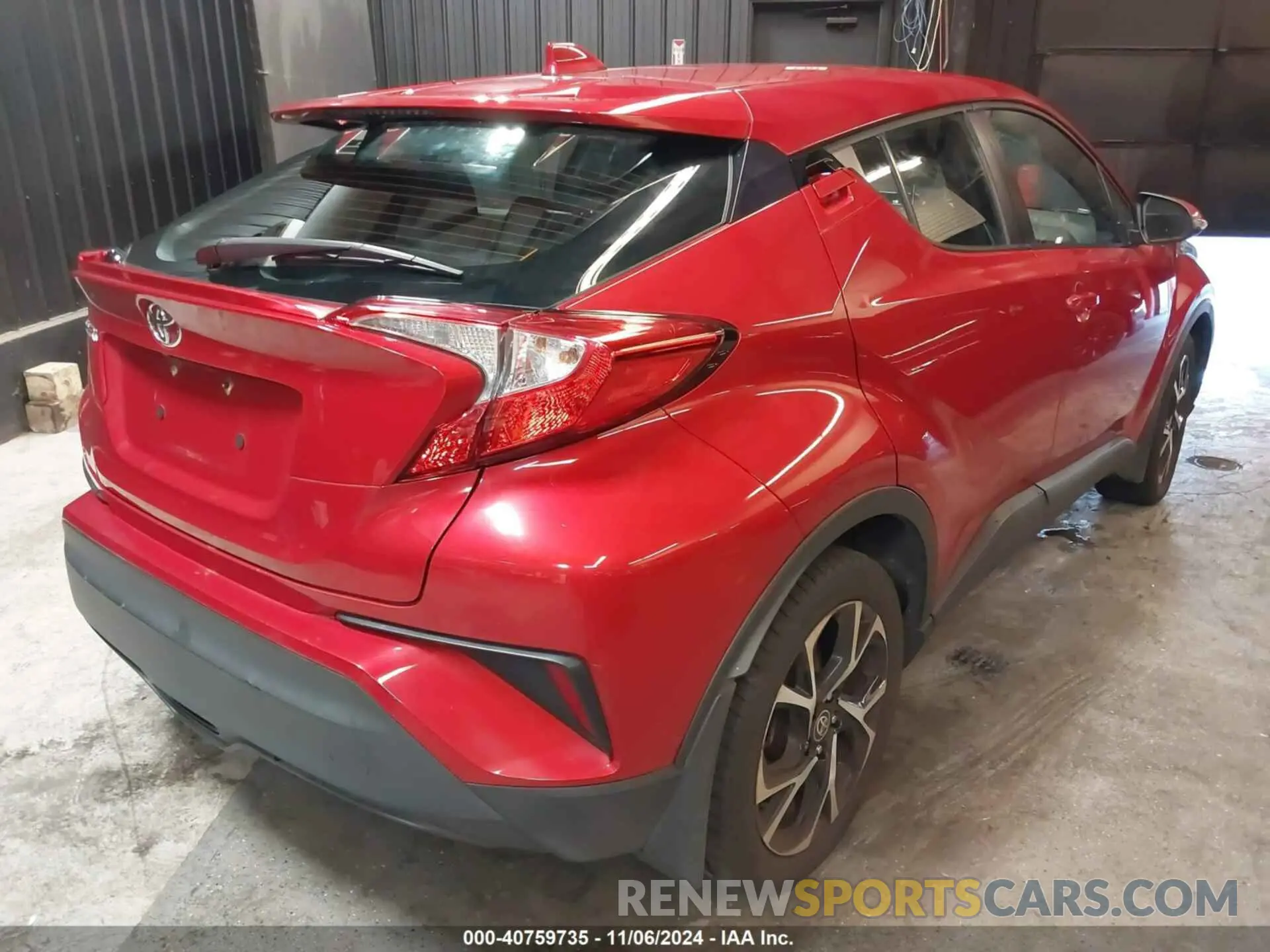 4 Photograph of a damaged car NMTKHMBX5MR125743 TOYOTA C-HR 2021