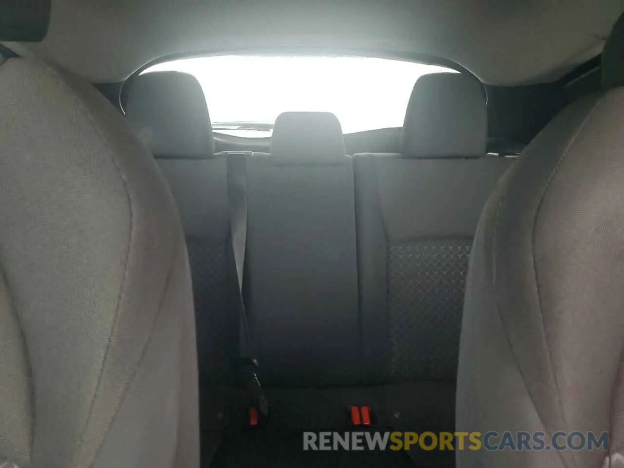 10 Photograph of a damaged car NMTKHMBX5MR129923 TOYOTA C-HR 2021