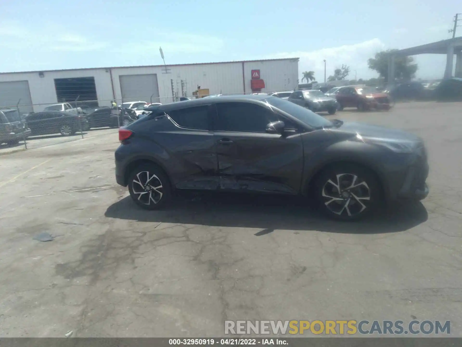 6 Photograph of a damaged car NMTKHMBX5MR130960 TOYOTA C-HR 2021