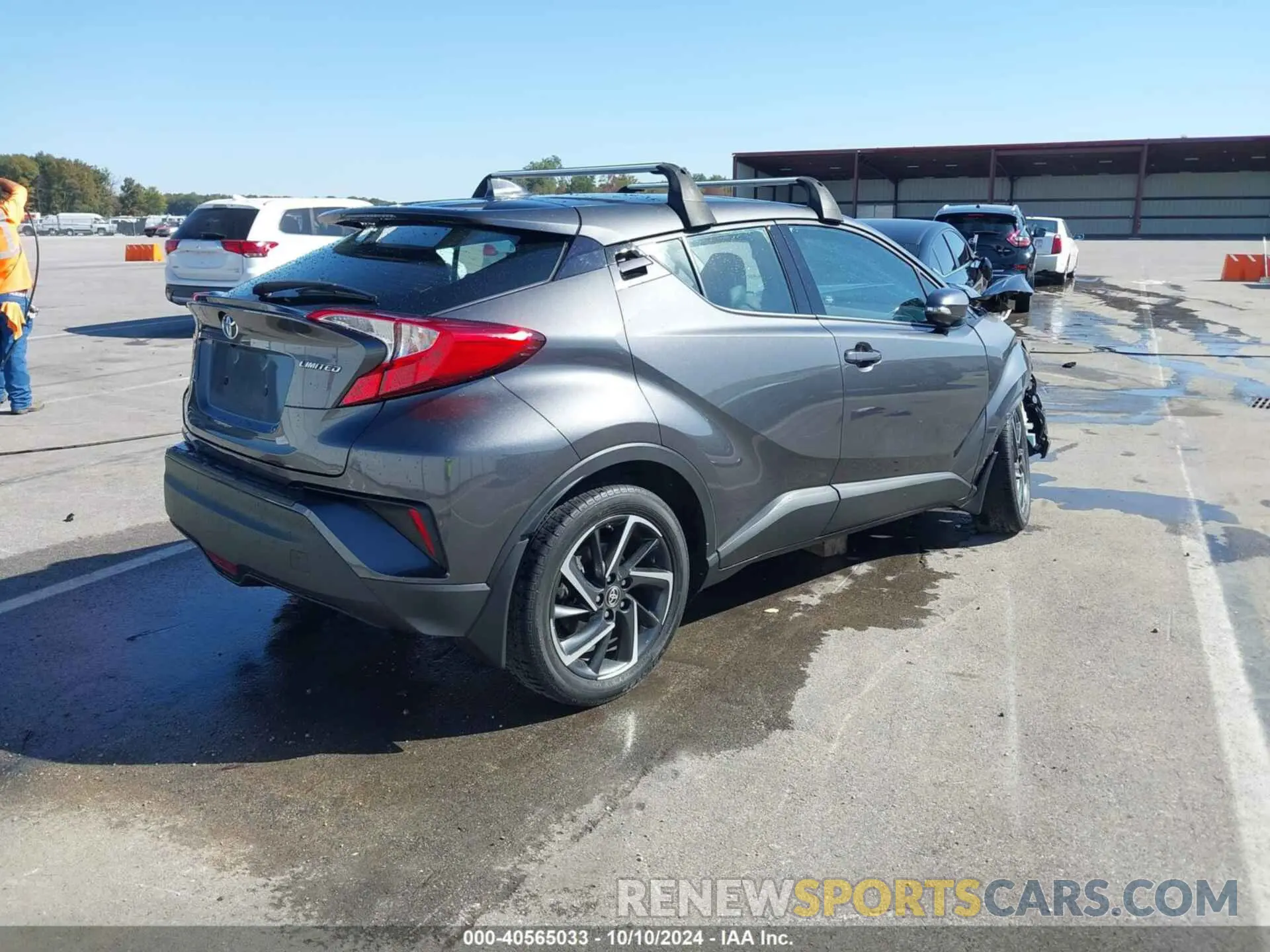 4 Photograph of a damaged car NMTKHMBX5MR131669 TOYOTA C-HR 2021