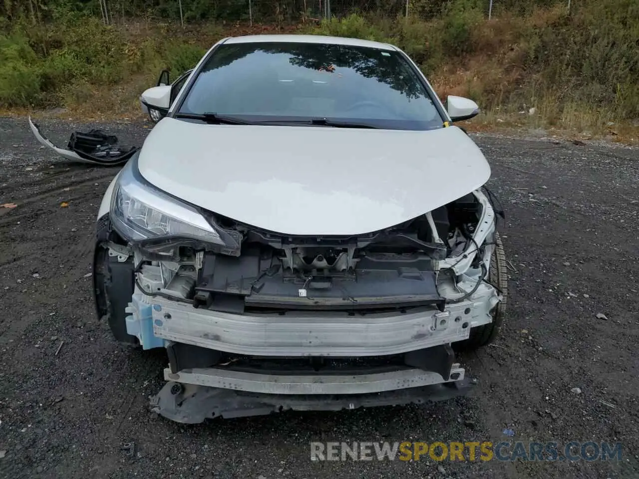 5 Photograph of a damaged car NMTKHMBX5MR132126 TOYOTA C-HR 2021