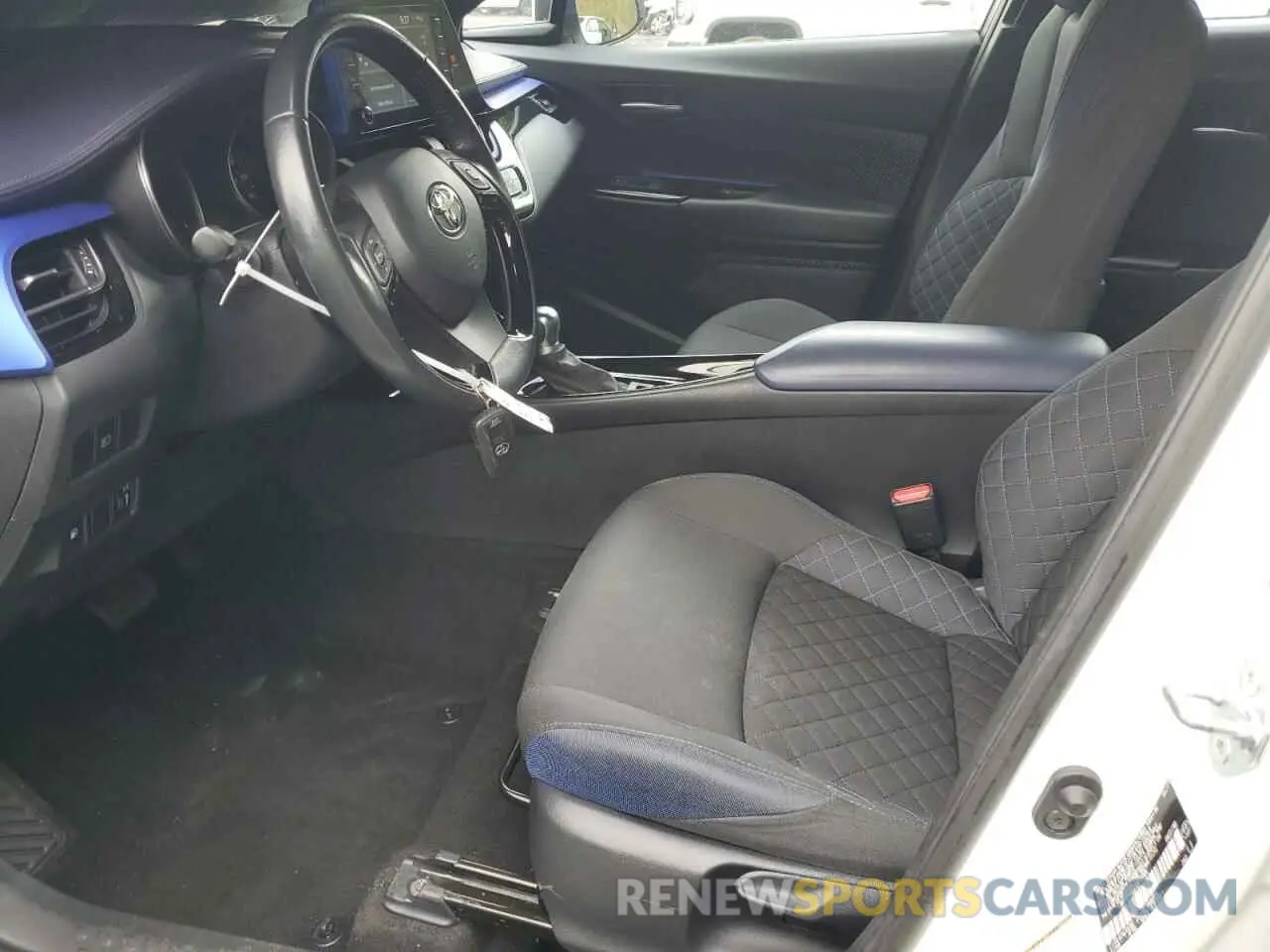 7 Photograph of a damaged car NMTKHMBX5MR132126 TOYOTA C-HR 2021