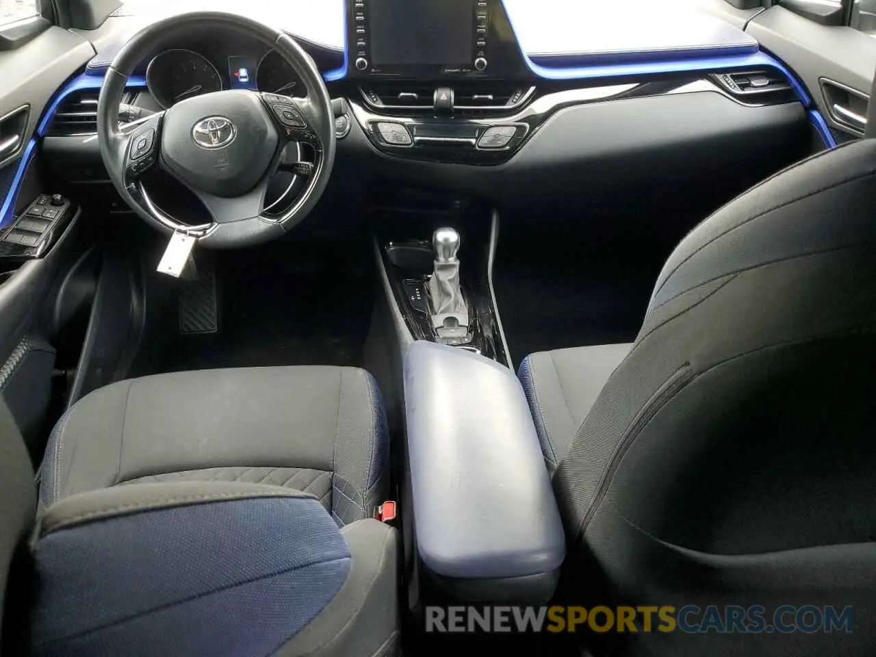 8 Photograph of a damaged car NMTKHMBX5MR132126 TOYOTA C-HR 2021