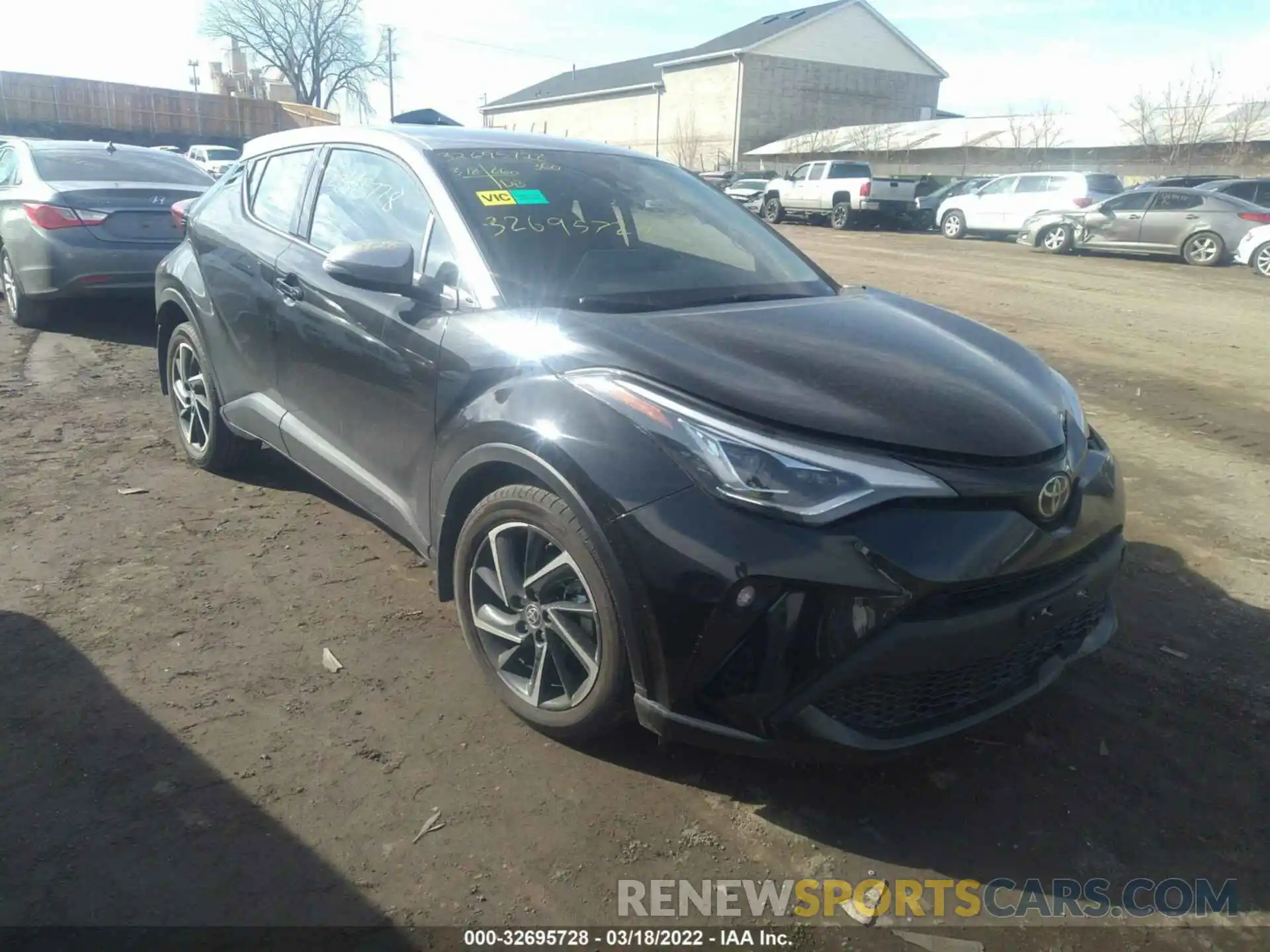 1 Photograph of a damaged car NMTKHMBX5MR136371 TOYOTA C-HR 2021