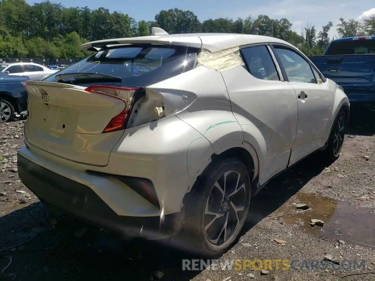 4 Photograph of a damaged car NMTKHMBX5MR140131 TOYOTA C-HR 2021