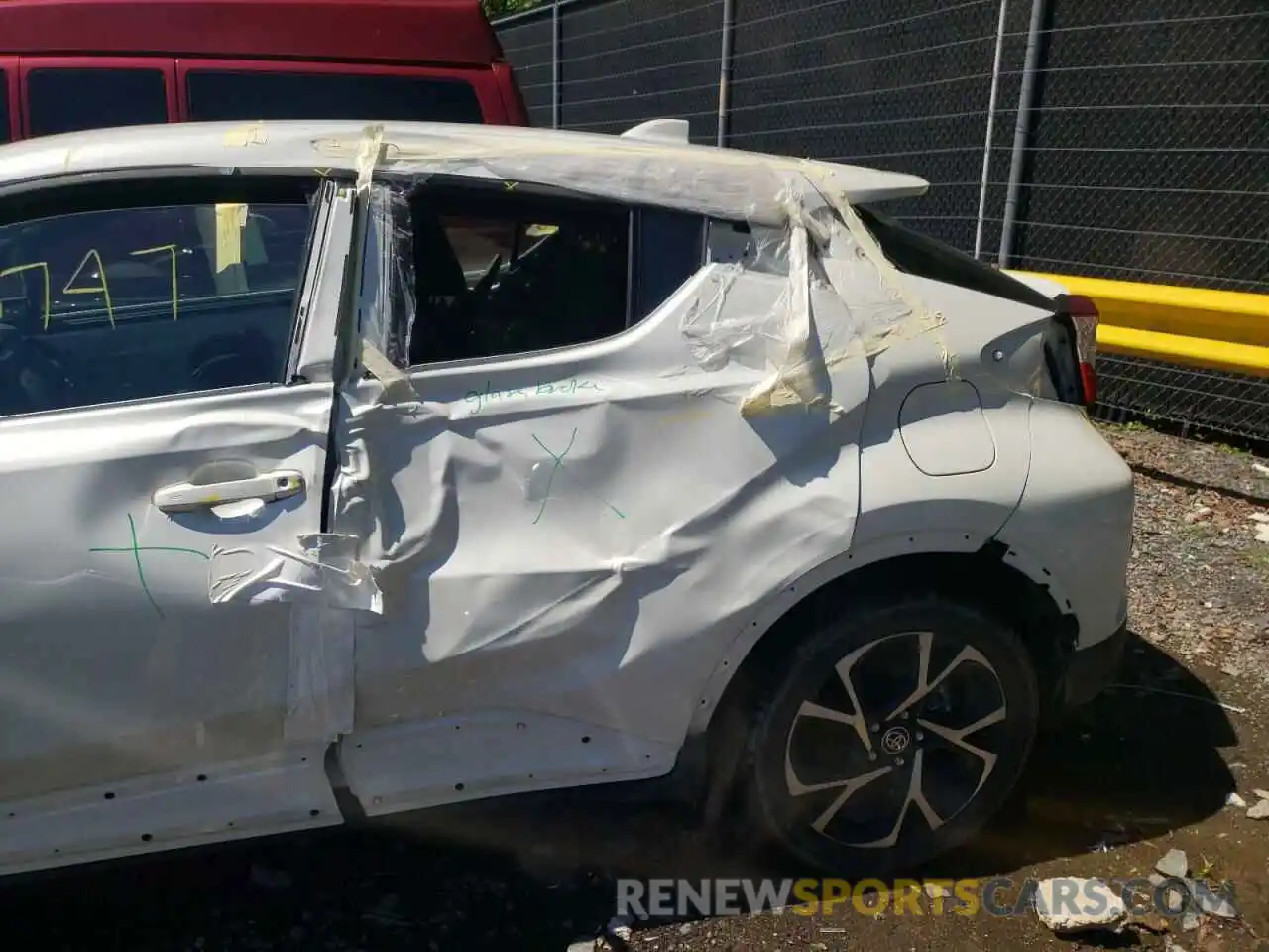 9 Photograph of a damaged car NMTKHMBX5MR140131 TOYOTA C-HR 2021