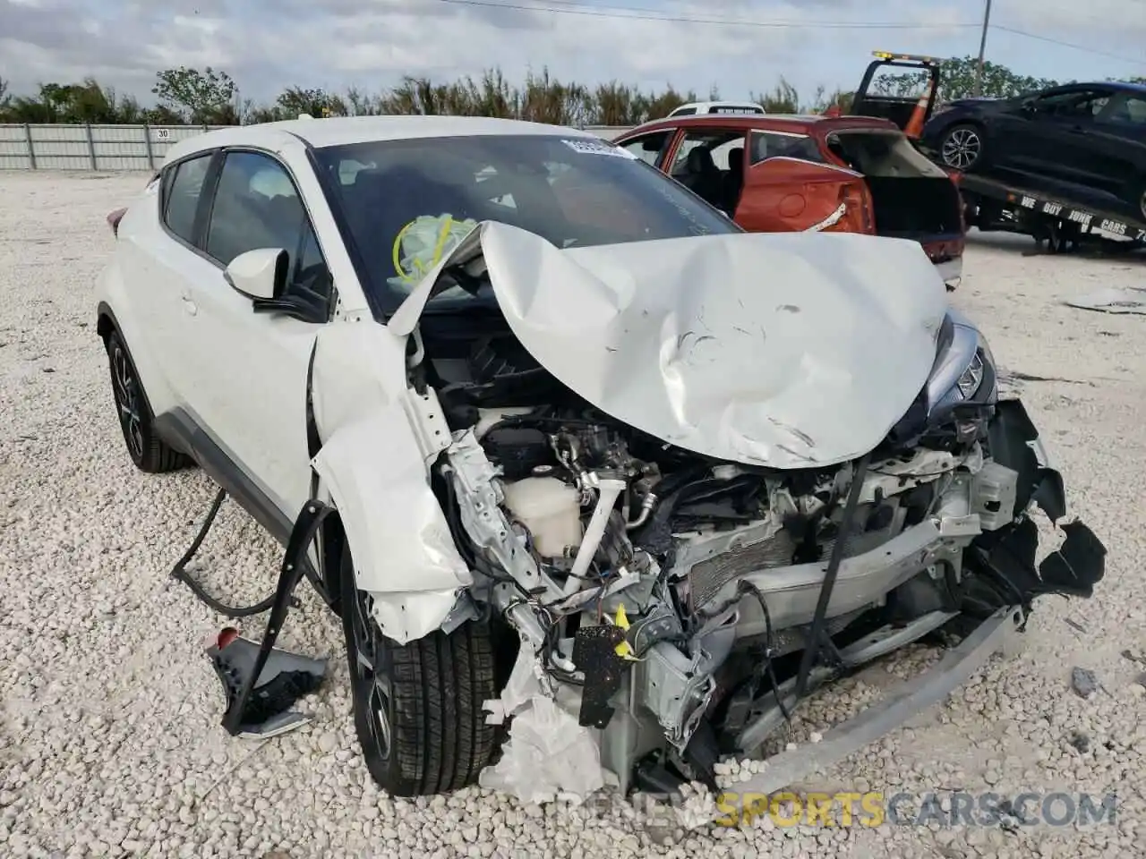 1 Photograph of a damaged car NMTKHMBX6MR119790 TOYOTA C-HR 2021