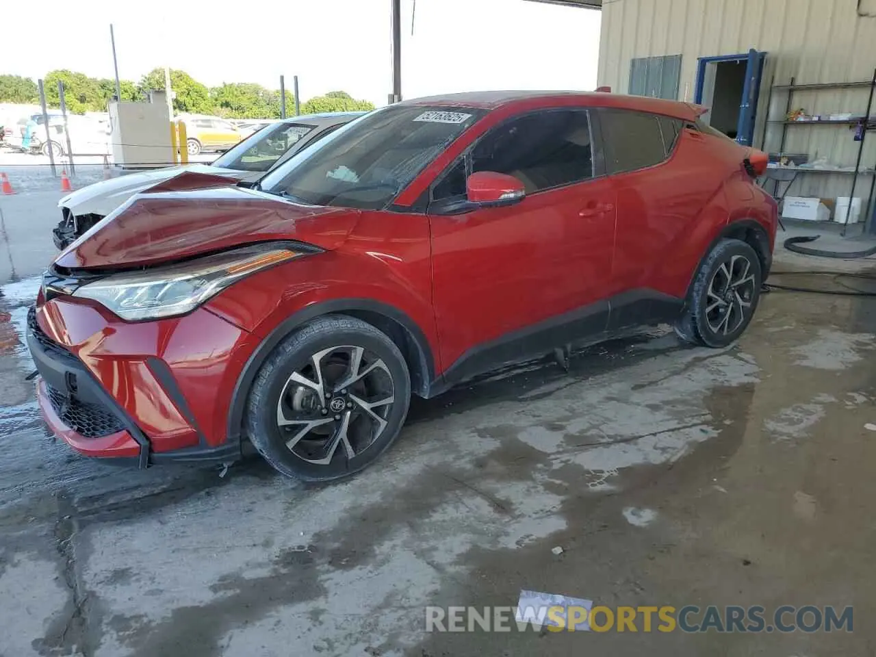 1 Photograph of a damaged car NMTKHMBX6MR126917 TOYOTA C-HR 2021