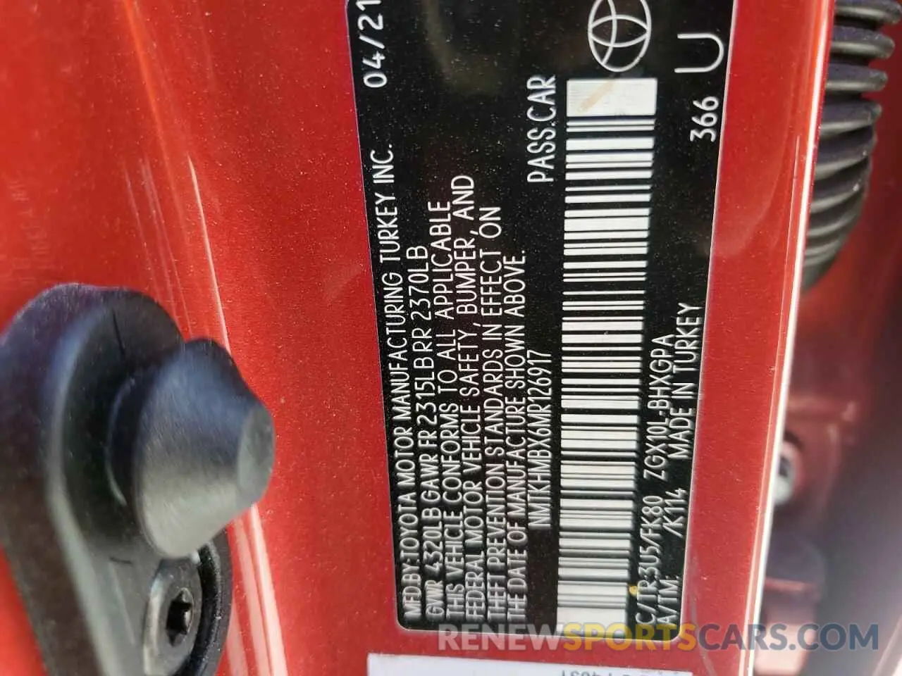 12 Photograph of a damaged car NMTKHMBX6MR126917 TOYOTA C-HR 2021