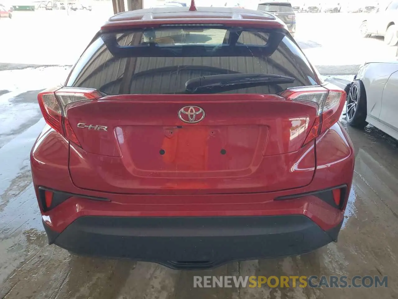 6 Photograph of a damaged car NMTKHMBX6MR126917 TOYOTA C-HR 2021