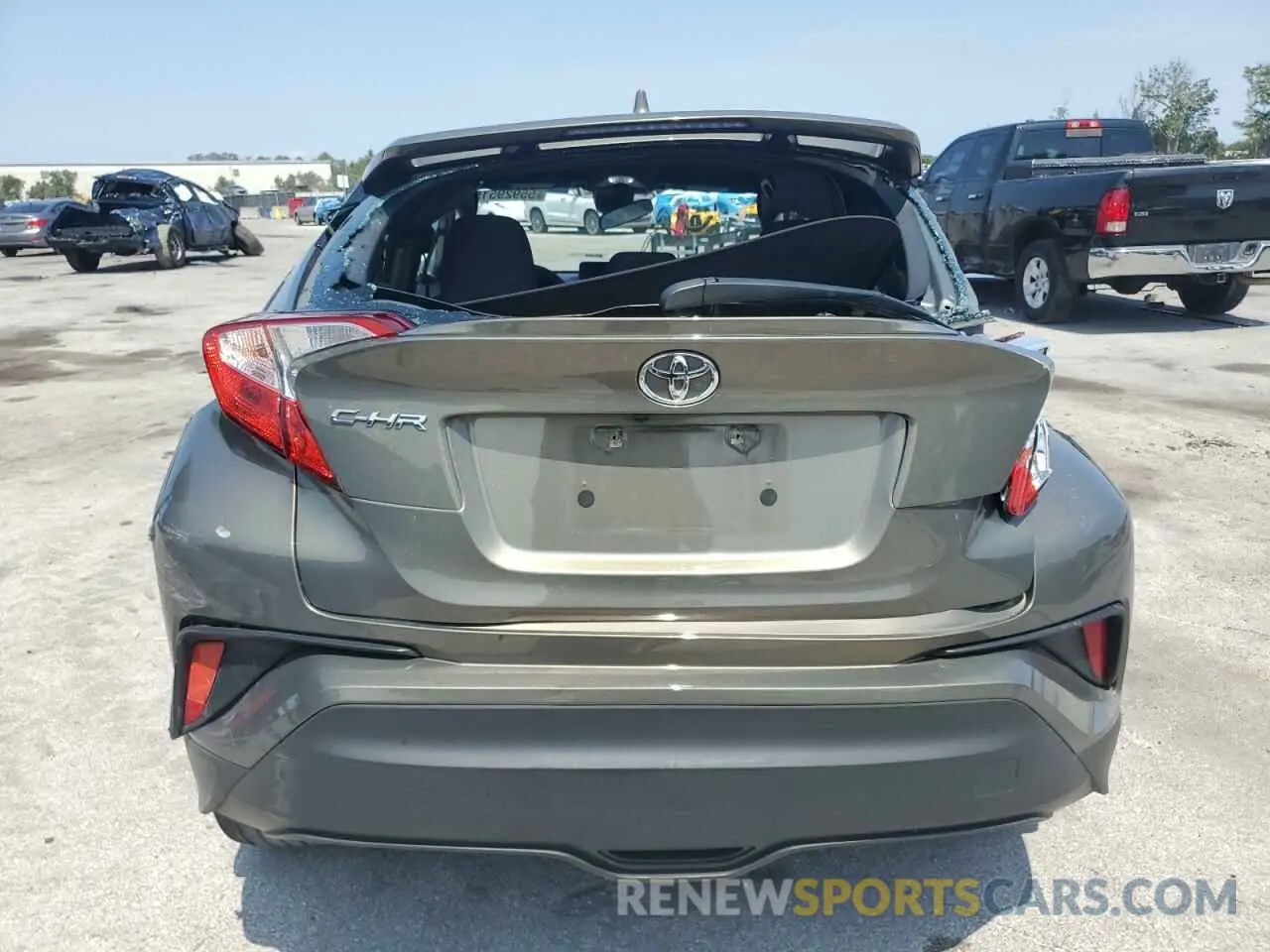 6 Photograph of a damaged car NMTKHMBX6MR131924 TOYOTA C-HR 2021