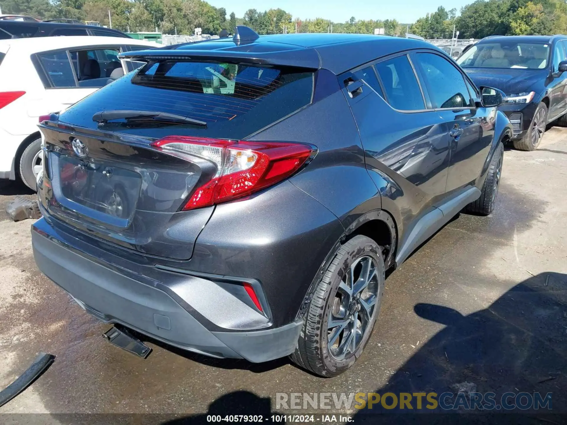 4 Photograph of a damaged car NMTKHMBX7MR121063 TOYOTA C-HR 2021