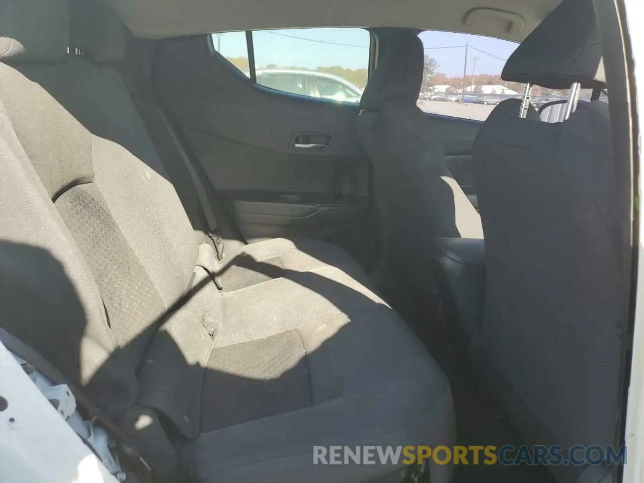 11 Photograph of a damaged car NMTKHMBX7MR121368 TOYOTA C-HR 2021