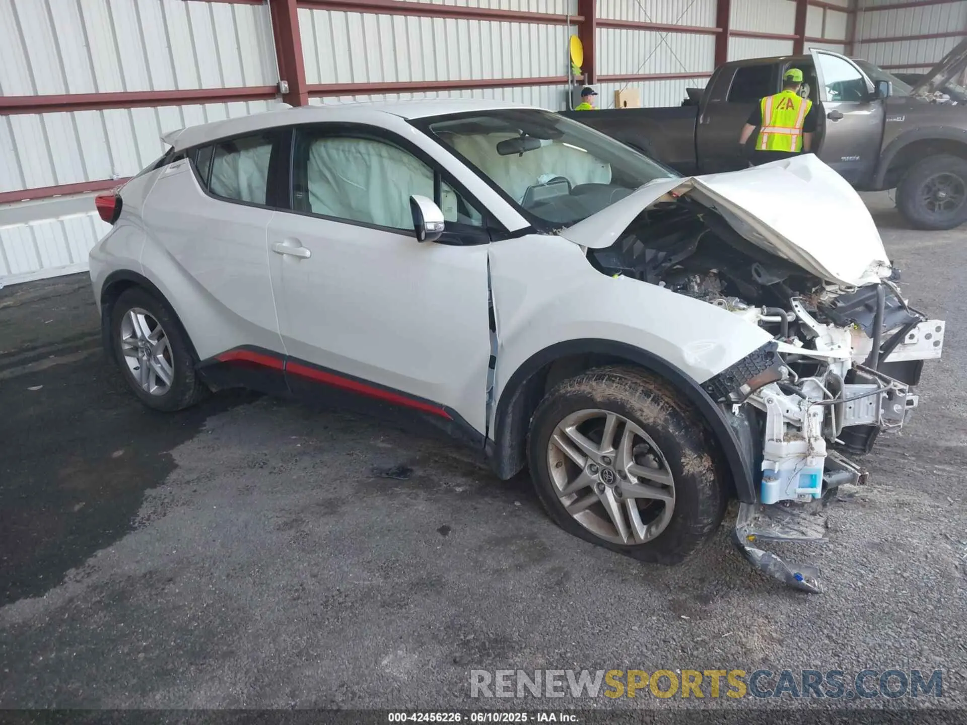 1 Photograph of a damaged car NMTKHMBX8MR118687 TOYOTA C-HR 2021