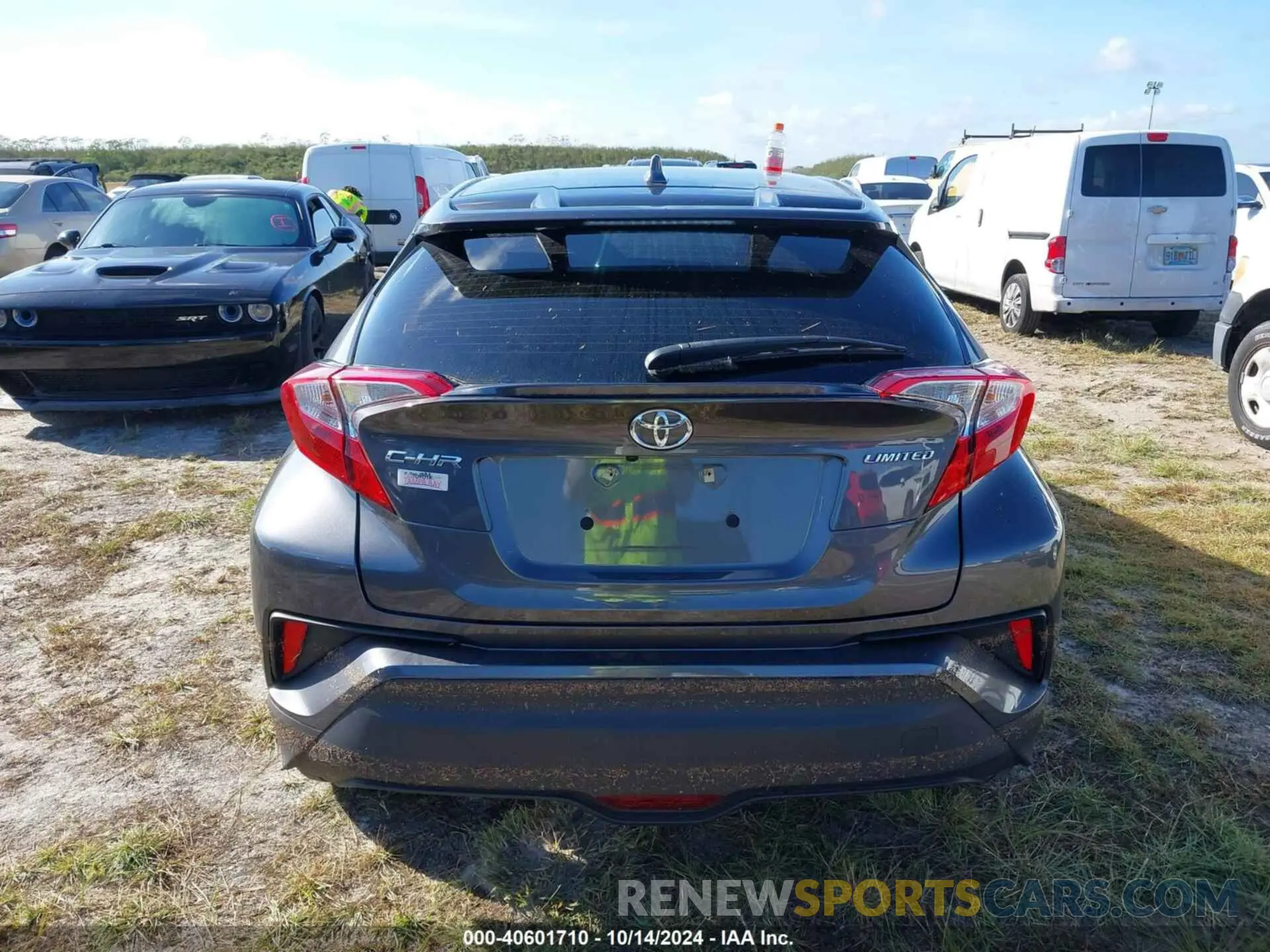 16 Photograph of a damaged car NMTKHMBX8MR120021 TOYOTA C-HR 2021