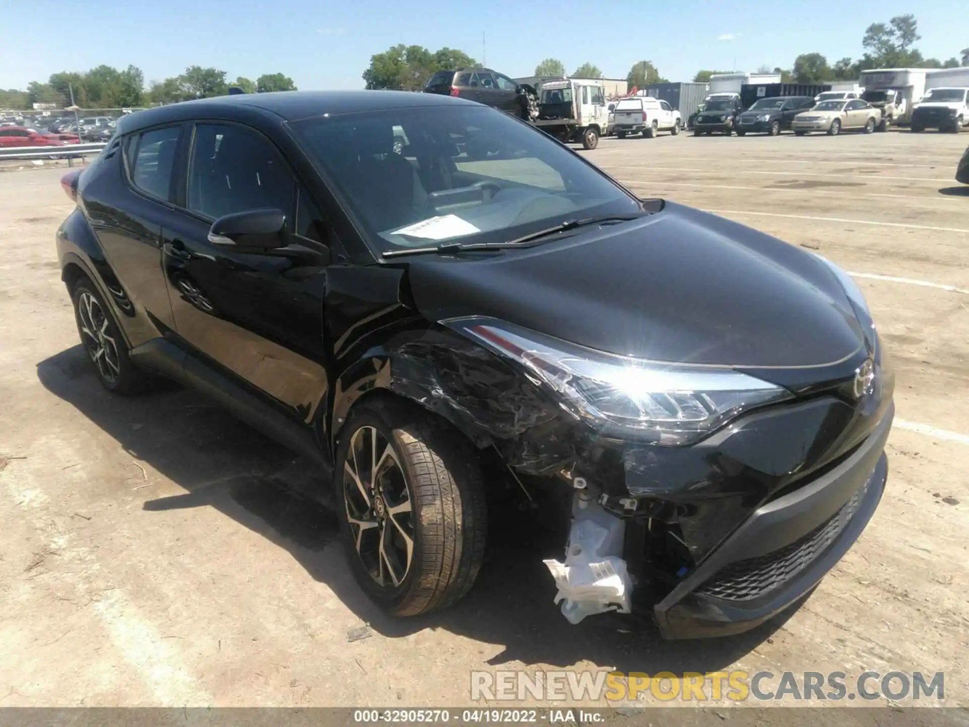 1 Photograph of a damaged car NMTKHMBX8MR123467 TOYOTA C-HR 2021