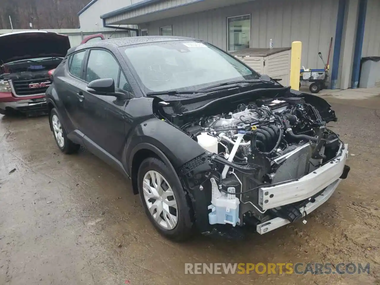 1 Photograph of a damaged car NMTKHMBX8MR128281 TOYOTA C-HR 2021