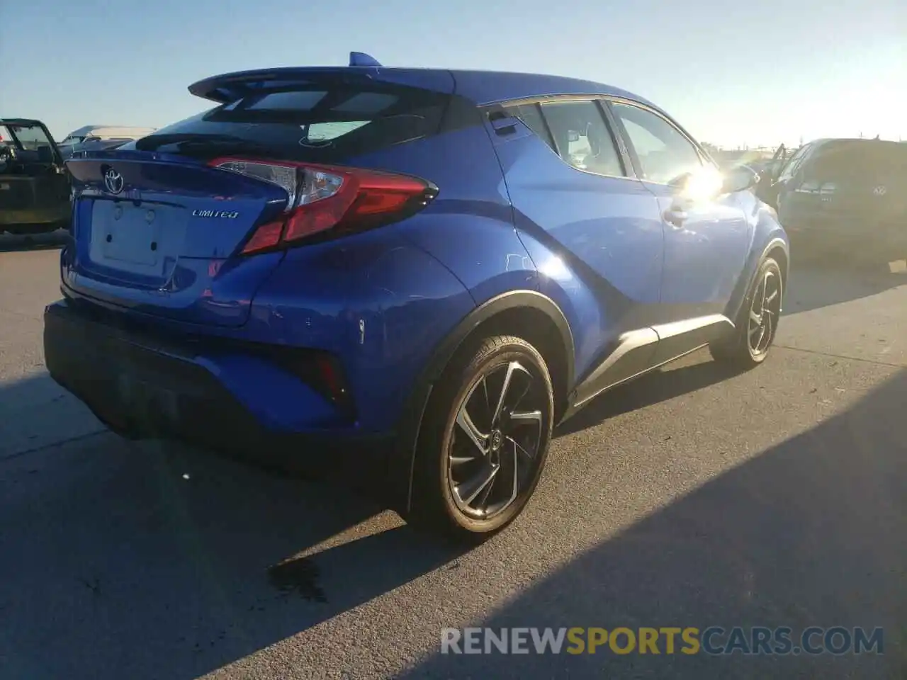 4 Photograph of a damaged car NMTKHMBX8MR131097 TOYOTA C-HR 2021