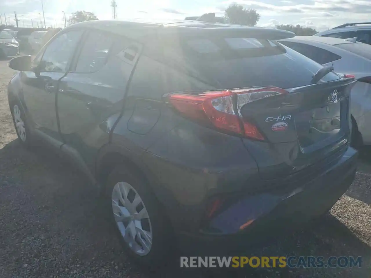 3 Photograph of a damaged car NMTKHMBX8MR137420 TOYOTA C-HR 2021