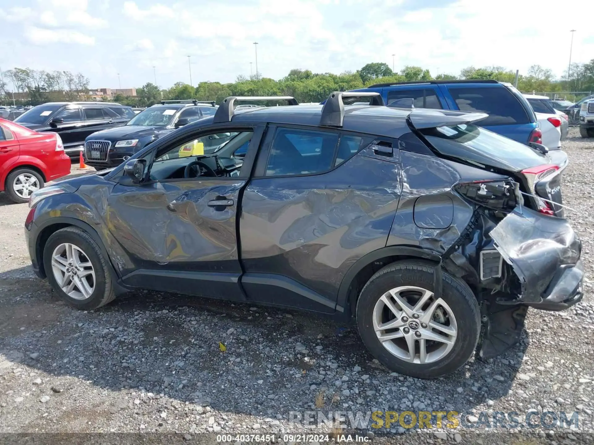 14 Photograph of a damaged car NMTKHMBX8MR137935 TOYOTA C-HR 2021