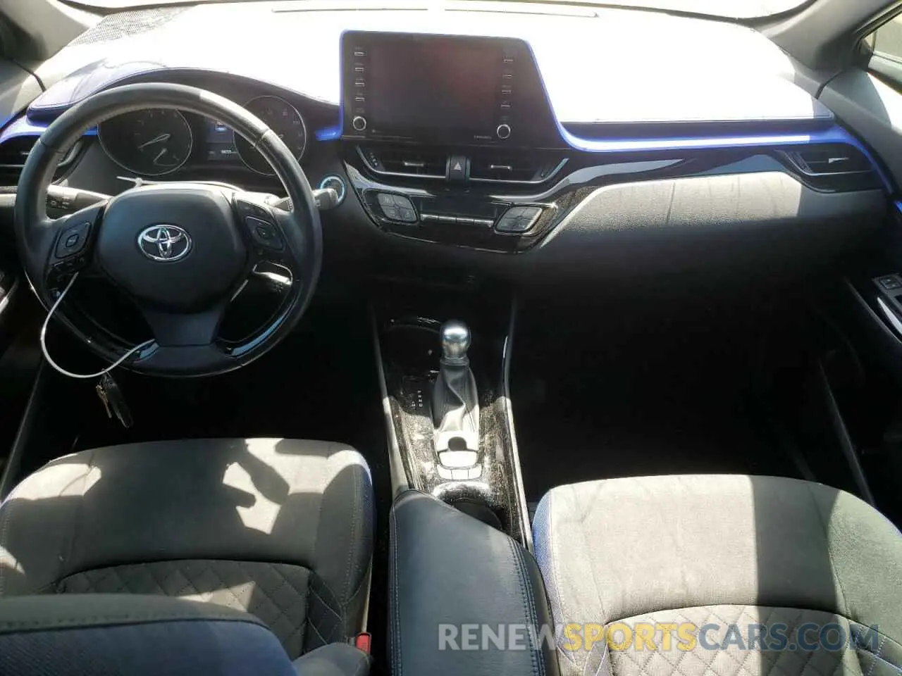 8 Photograph of a damaged car NMTKHMBX9MR123073 TOYOTA C-HR 2021