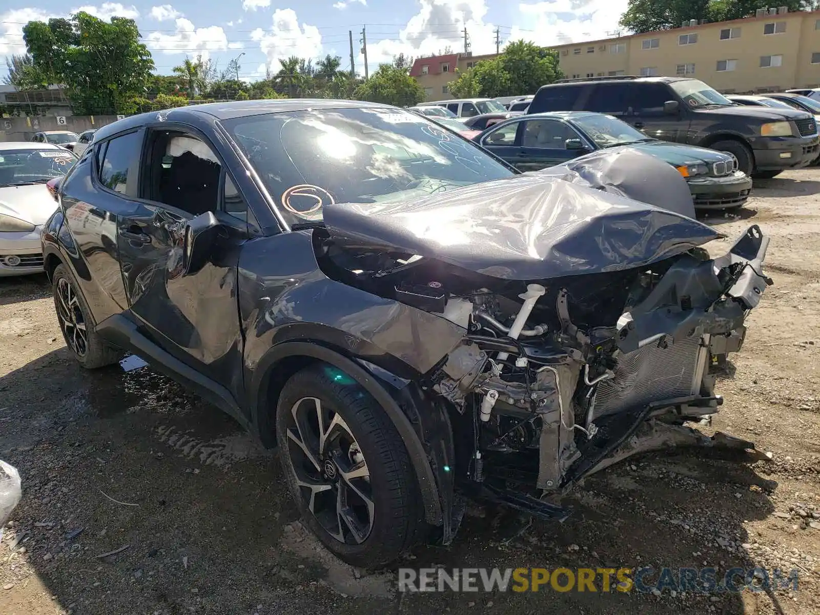 1 Photograph of a damaged car NMTKHMBX9MR123283 TOYOTA C-HR 2021