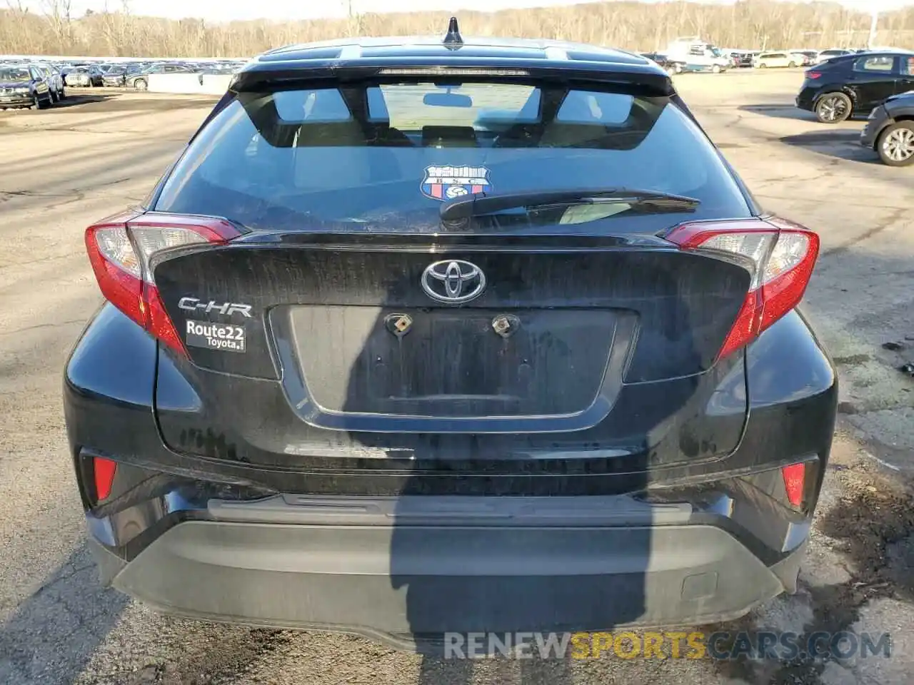 6 Photograph of a damaged car NMTKHMBX9MR126040 TOYOTA C-HR 2021