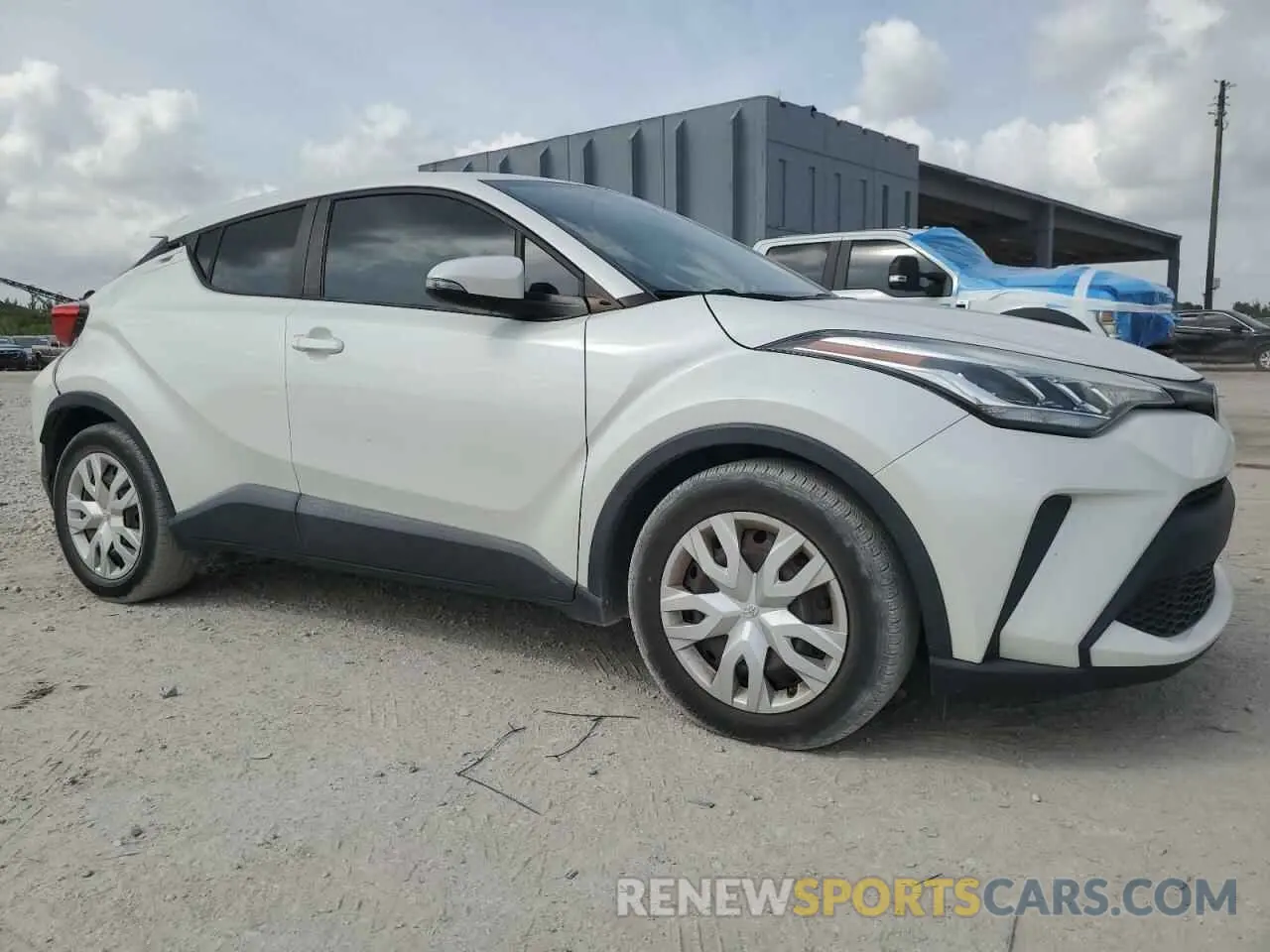 4 Photograph of a damaged car NMTKHMBX9MR131383 TOYOTA C-HR 2021
