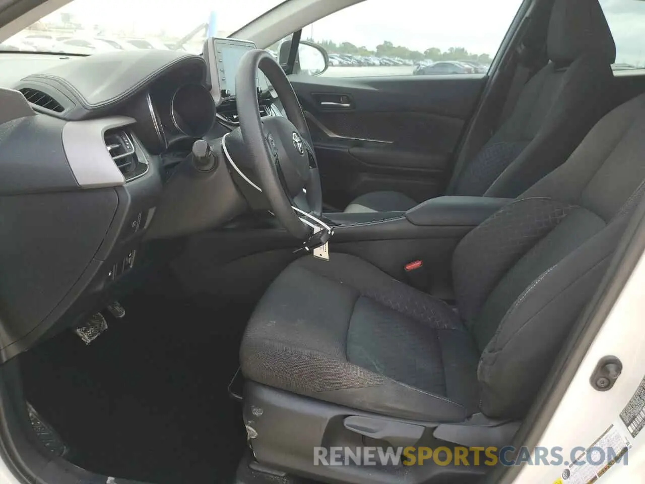 7 Photograph of a damaged car NMTKHMBX9MR131383 TOYOTA C-HR 2021