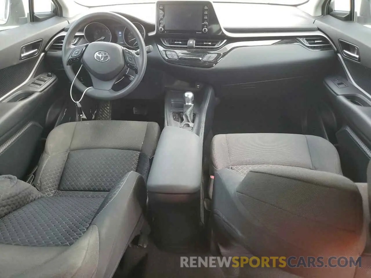 8 Photograph of a damaged car NMTKHMBX9MR131383 TOYOTA C-HR 2021